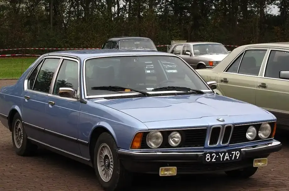 BMW 7 Series (E23)