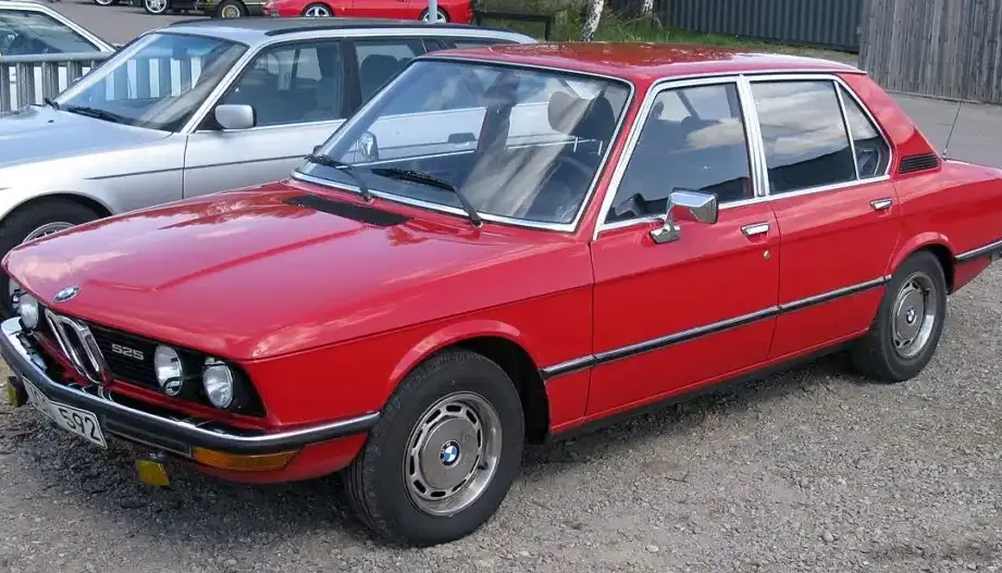BMW 5 Series (E12)