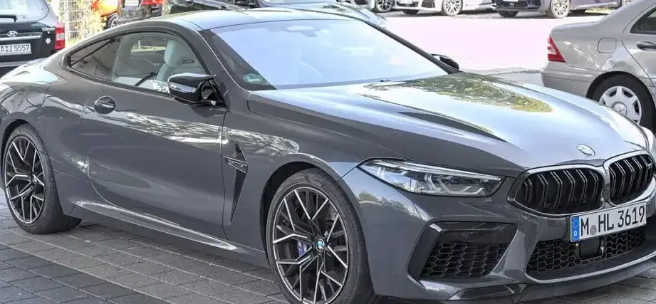 BMW M8