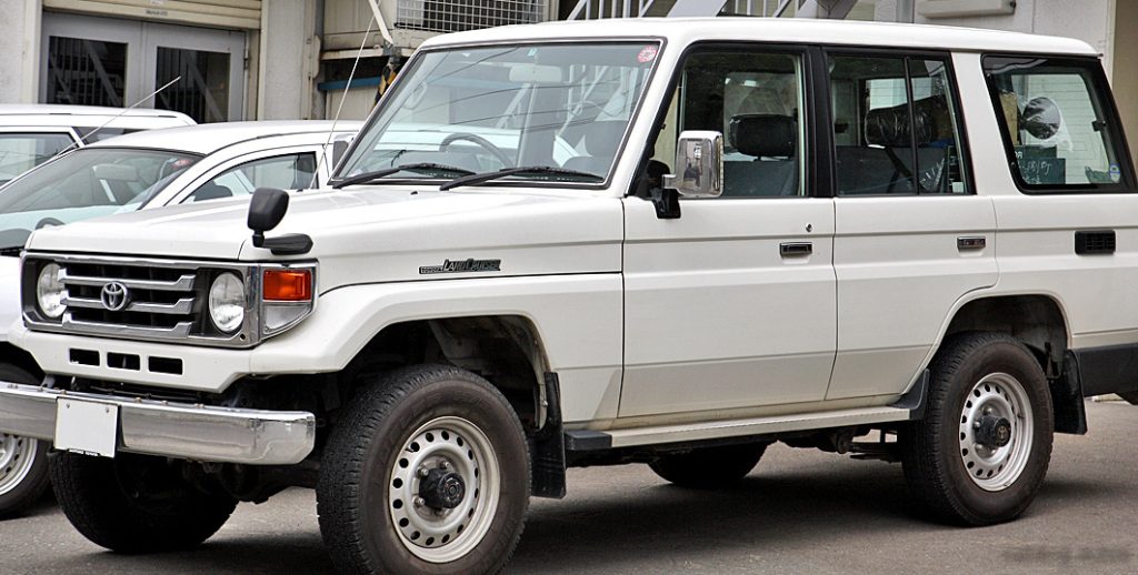 Toyota Land Cruiser (J70)