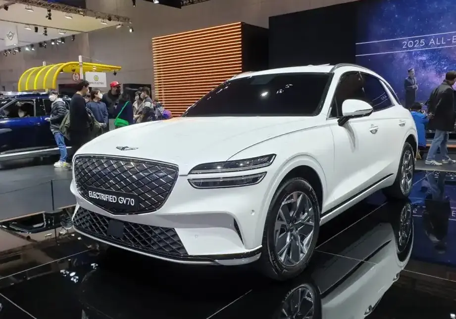 2021-2025 Genesis GV70 Electrified 77.4 kWh (490 Hp) AWD