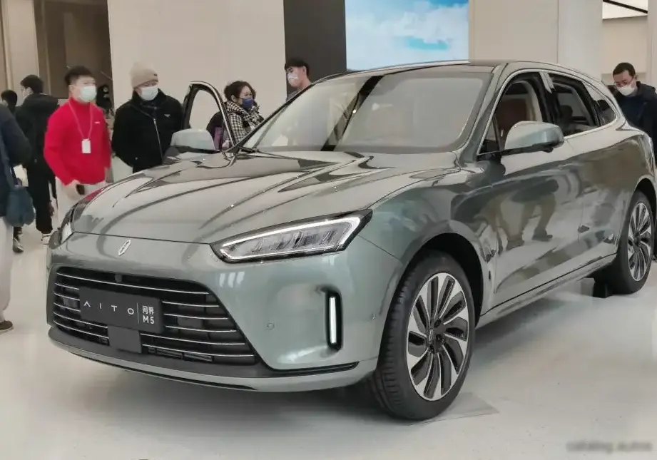 2021-2025 AITO M5 1.5T (272 Hp) Range Extender