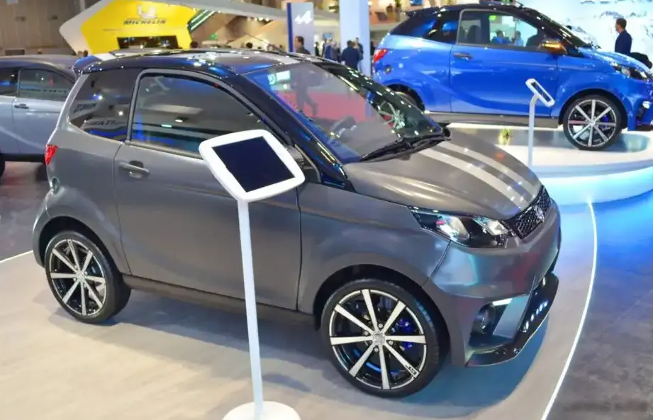 2016-2020 Aixam SANSATION COMPACT 0.5d (8 Hp) Automatic