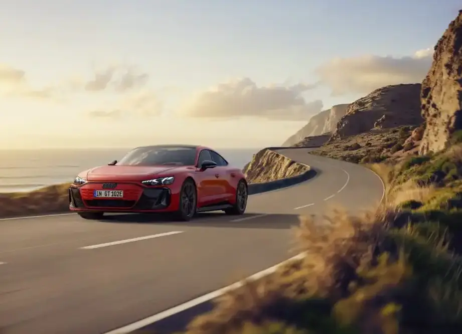 2025 Audi e-tron GT (facelift ) 105 kWh (585 Hp) quattro