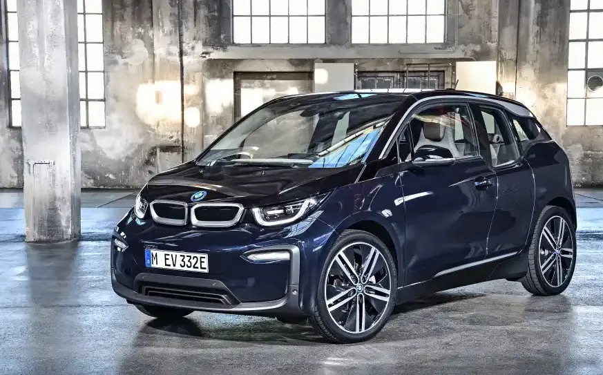 2017-2018 BMW i3 (l01 facelift ) 33.2 kWh (170 Hp)