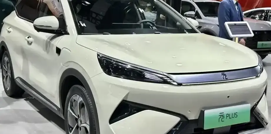 2025 BYD Yuan Plus (facelift ) 49.92 kWh (204 Hp) Electric