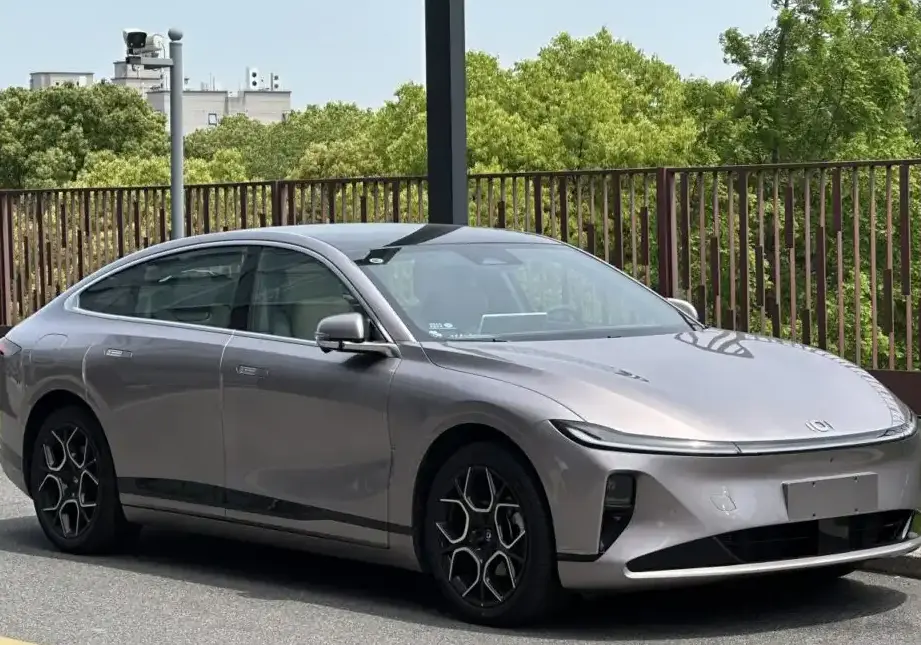 2025 Changan Nevo A07 1.5L 18.4 kWh (238 Hp) Extended Range