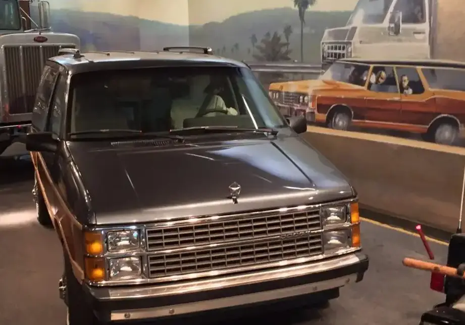 1984-1987 Dodge Caravan I 2.2L (84 Hp)