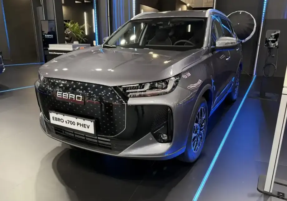 2025 EBRO s700 1.5 TGDI (279 Hp) Plug-in Hybrid DHT