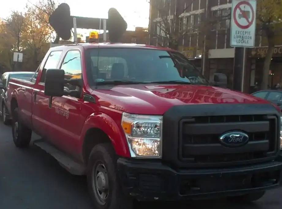 2011-2016 Ford F-350 Super Duty III Crew Cab Long box 6.2 V8 (385 Hp) 4×4 Automatic DRW