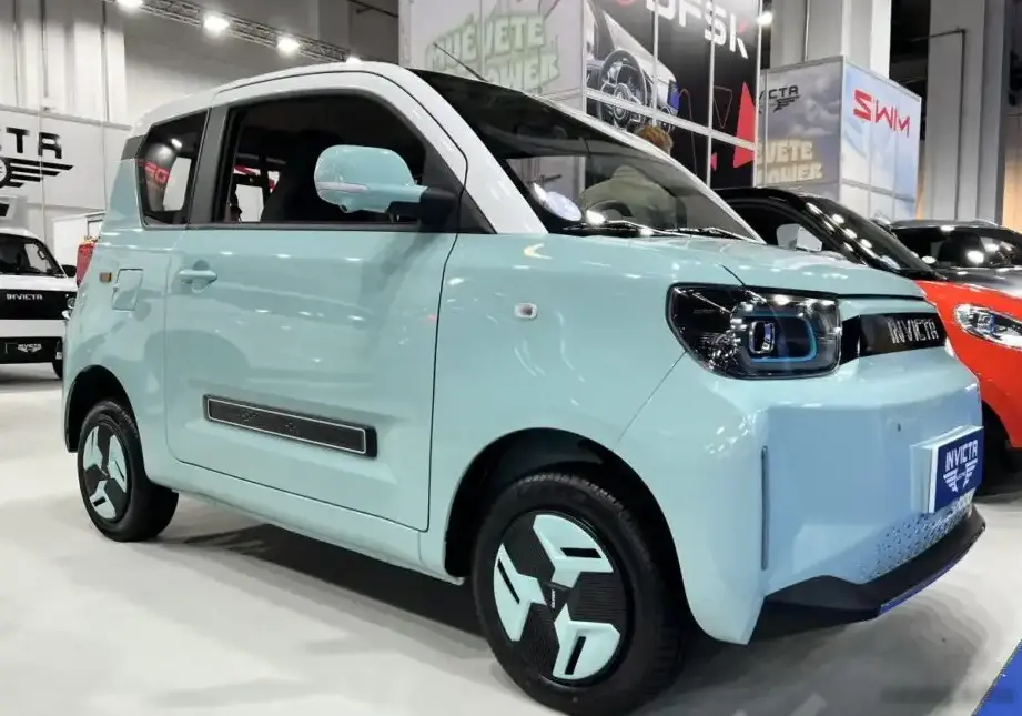 2023 Invicta Electric Pony 13.7 kWh (27.2 Hp) Automatic