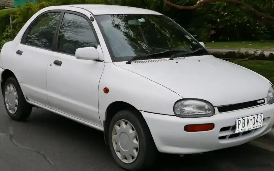 1990-1996 Mazda 121 II (DB) 1.3 16V (54 Hp)
