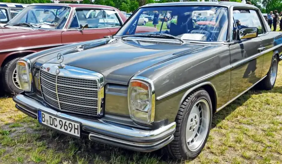 1973-1976 Mercedes-Benz 8 Coupe (W114 facelift ) 250 C 2.8 (130 Hp)