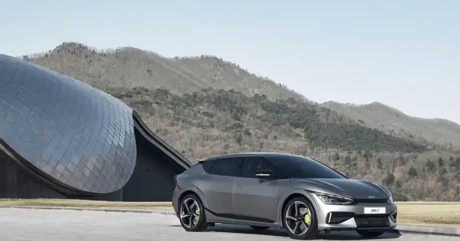 2021-2024 Kia EV6 GT Long Range 77.4 kWh (585 Hp) AWD
