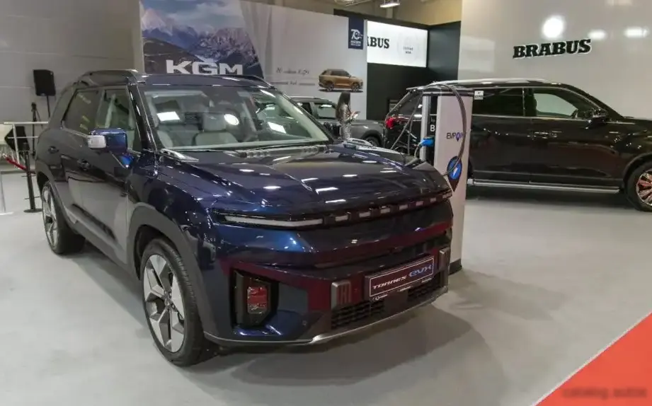 2023 KGM Torres EVX 73.4 kWh (207 Hp) Electric