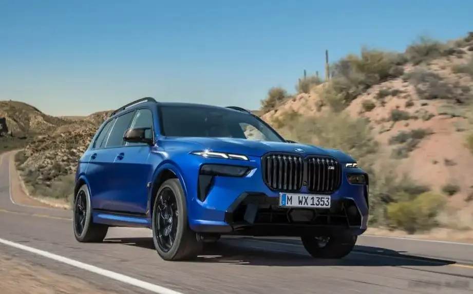 2022 BMW X7 (G07 facelift ) M60i (530 Hp) Mild Hybrid xDrive Steptronic