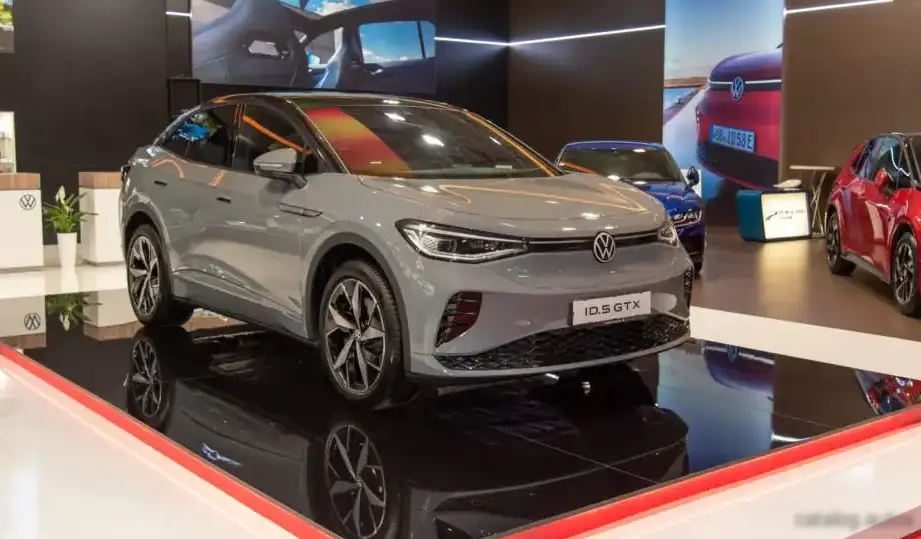 2022-2023 Volkswagen ID.5 GTX 82 kWh (299 Hp) 4MOTION