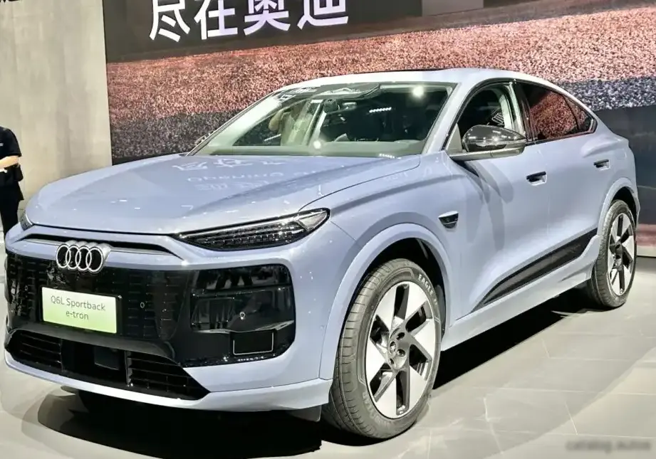 2025 Audi Q6L Sportback e-tron (GF) 107 kWh (279 Hp)