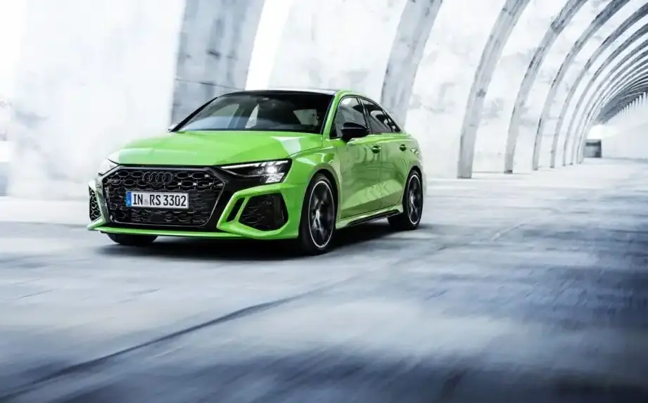 2021-2024 Audi RS3 Sedan (8Y) 2.5 TFSI (400 Hp) quattro S tronic