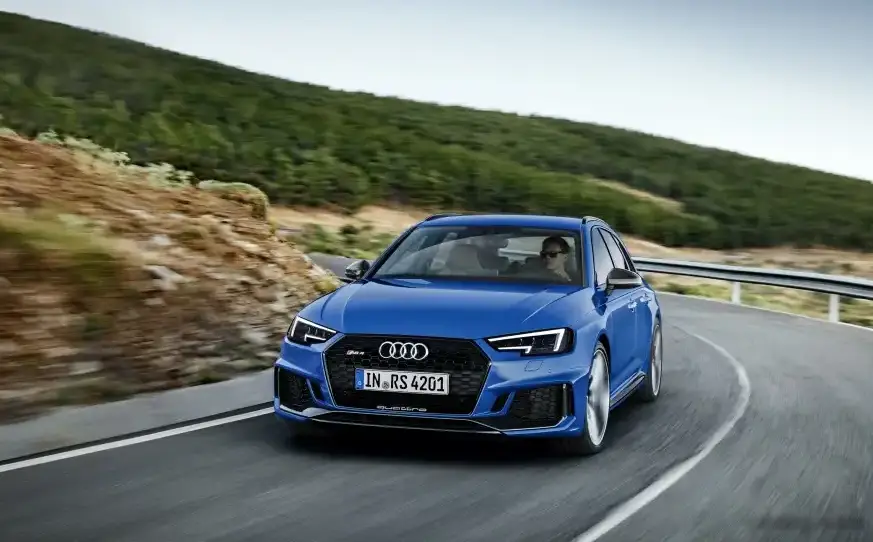2017-2019 Audi RS4 Avant (B9) 2.9 TFSI (450 Hp) quattro tiptronic