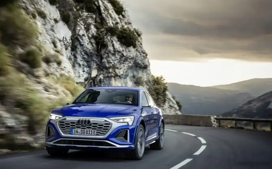 2022 Audi SQ8 e-tron Sportback 114 kWh (503 Hp) quattro