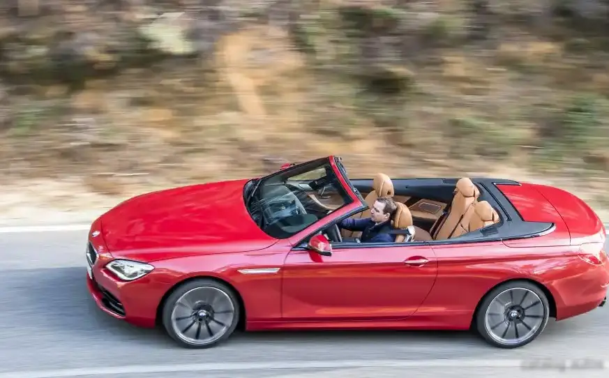2014-2018 BMW M6 Convertible (F12M LCI facelift ) 4.4 V8 (560 Hp)