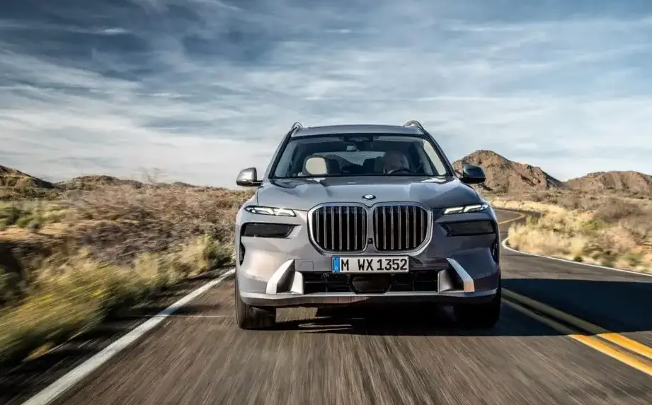 2022 BMW X7 (G07 facelift ) 40d (352 Hp) Mild Hybrid xDrive Steptronic