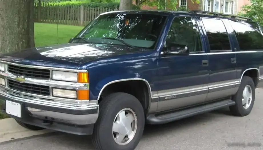 1991-1999 Chevrolet Suburban (GMT400) 5.7 i V8 (200 Hp)