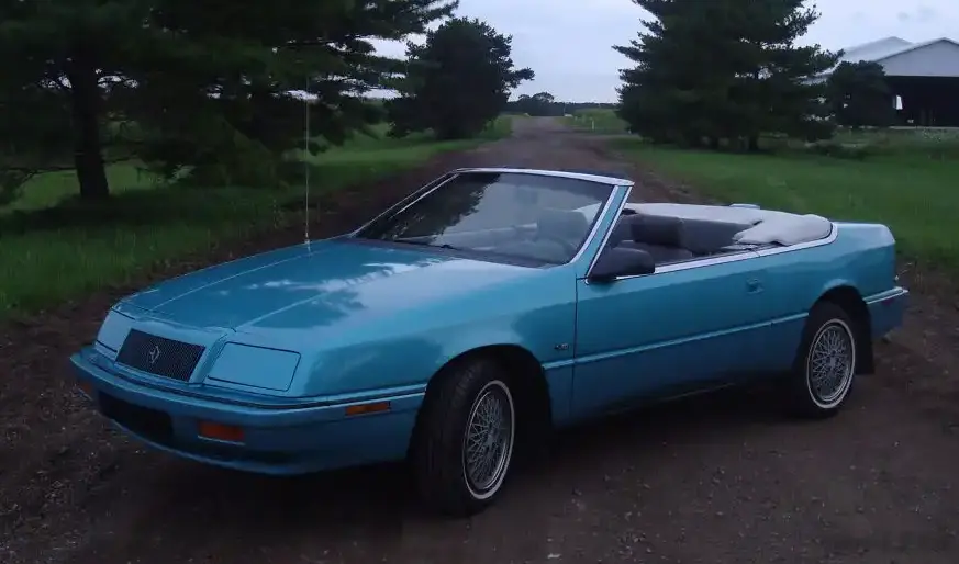 1986-1993 Chrysler LE Baron Cabrio 2.5 i (101 Hp)