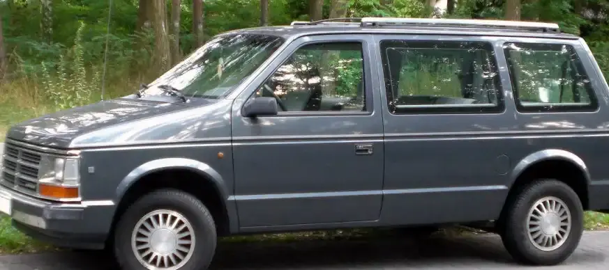 1988-1990 Chrysler Voyager I 2.5 i (98 Hp)