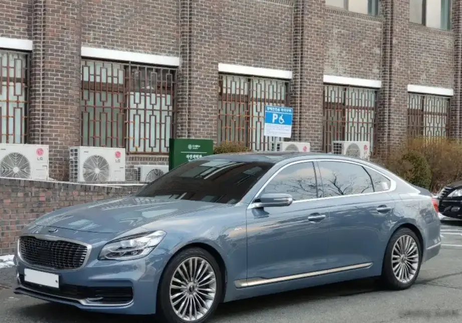 2018-2021 Kia K9 II 3.3 T-GDI V6 (370 Hp) Automatic