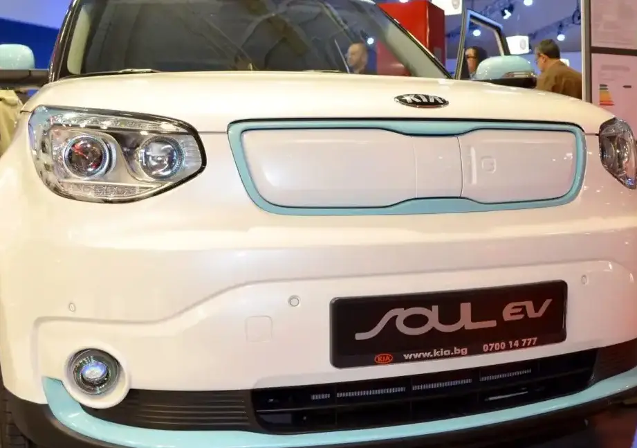 2014-2017 Kia Soul II EV 31 kWh (110 Hp)