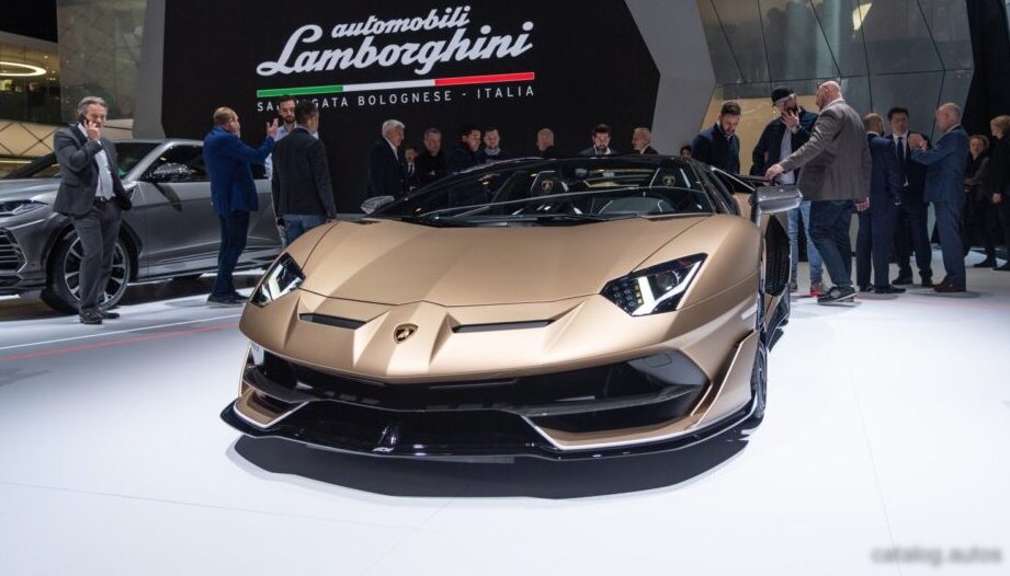 2018 Lamborghini Aventador SVJ Roadster 6.5 V12 (770 Hp) 4WD ISR