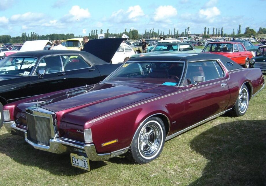 1972-1973 Lincoln Continental Mark IV 7.5 V8 (215 Hp) Automatic