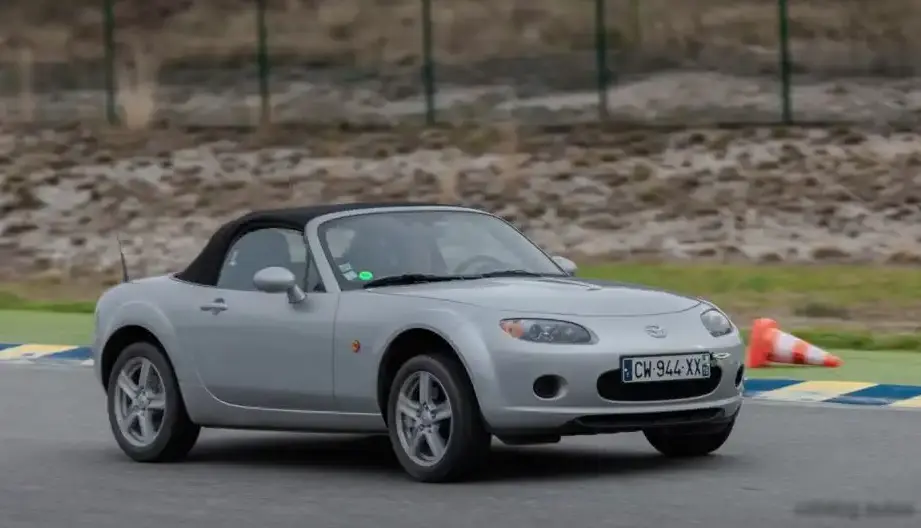 2005-2008 Mazda MX-5 III (NC) 1.8 i 16V (126 Hp)