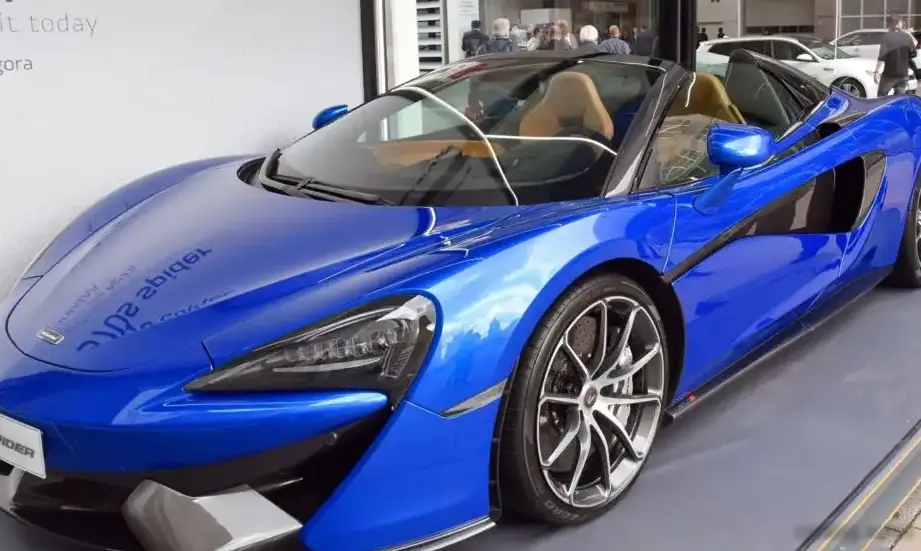 2017 McLaren 570S Spider 3.8 V8 (570 Hp) SSG
