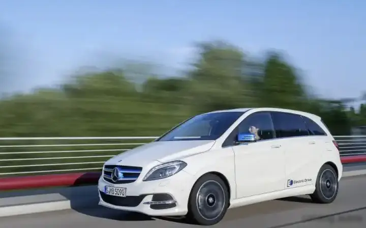2014-2017 Mercedes-Benz B-Class Electric Drive (W242) B 250 e 31 kWh (180 Hp)