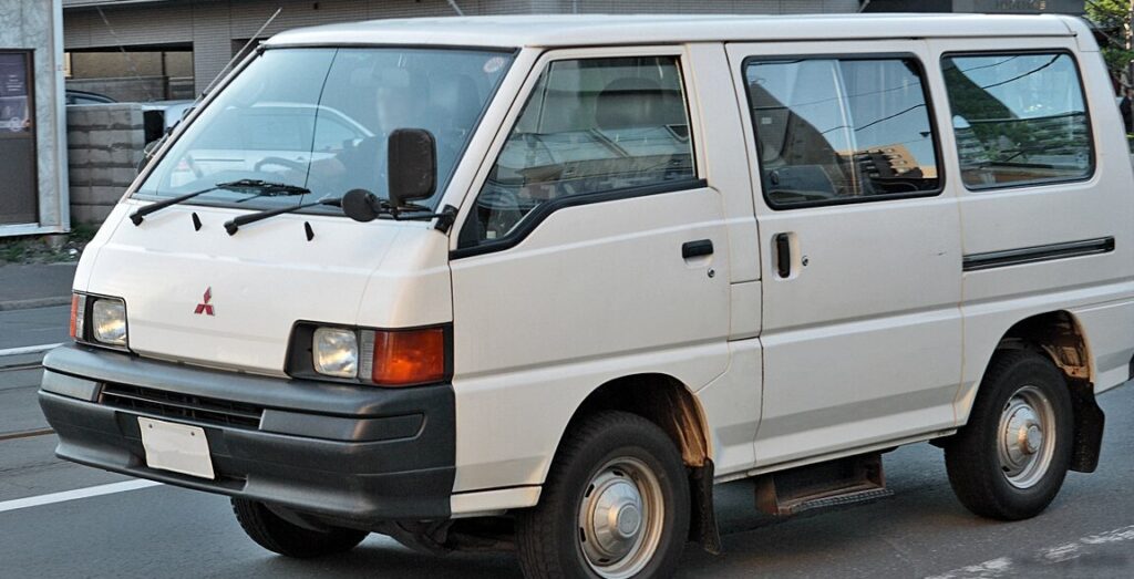 1986-1993 Mitsubishi Delica (L300) 2.0 4WD (91 Hp)