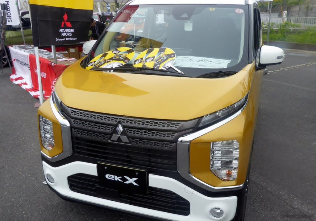 2019 Mitsubishi eK X 0.7 (52 Hp) 4WD Hybrid CVT
