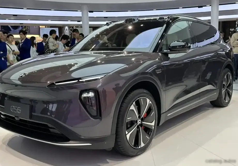 2023 NIO ES6 II Long Range 100 kWh (490 Hp) i4WD Electric