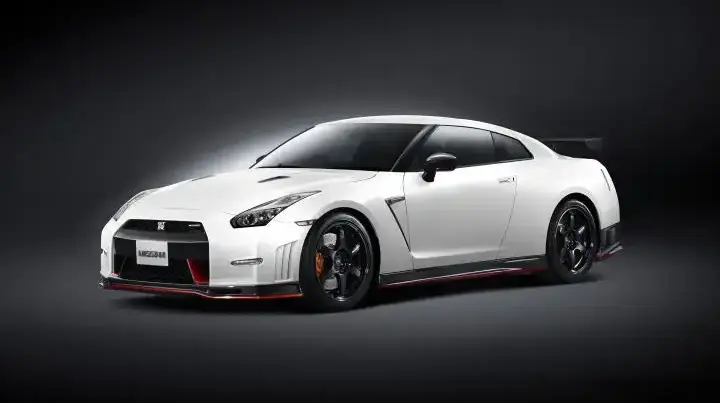 2014-2016 Nissan GT-R (R35 facelift ) Nismo 3.8 V6 (600 Hp) AWD DCT