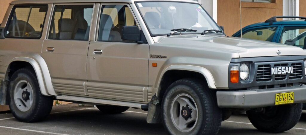 1987-1995 Nissan Patrol IV 5-door (Y60) 2.8 TD (115 Hp) 4WD