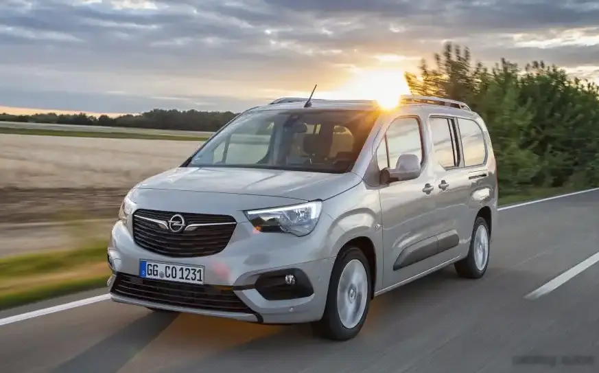 2019-2022 Opel Combo Life XL E 1.2 Turbo (130 Hp) Automatic