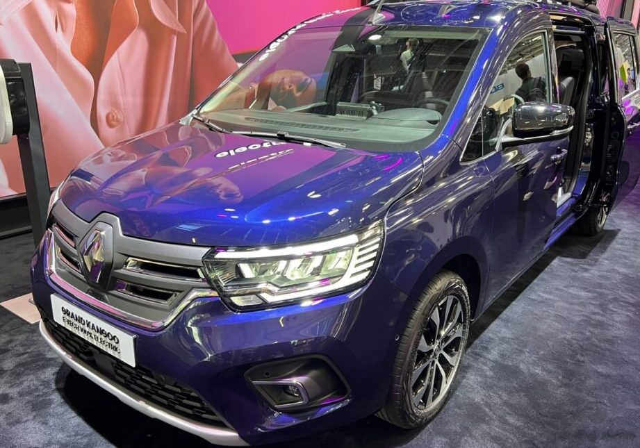 2023 Renault Grand Kangoo III 1.3 TCe (130 Hp)