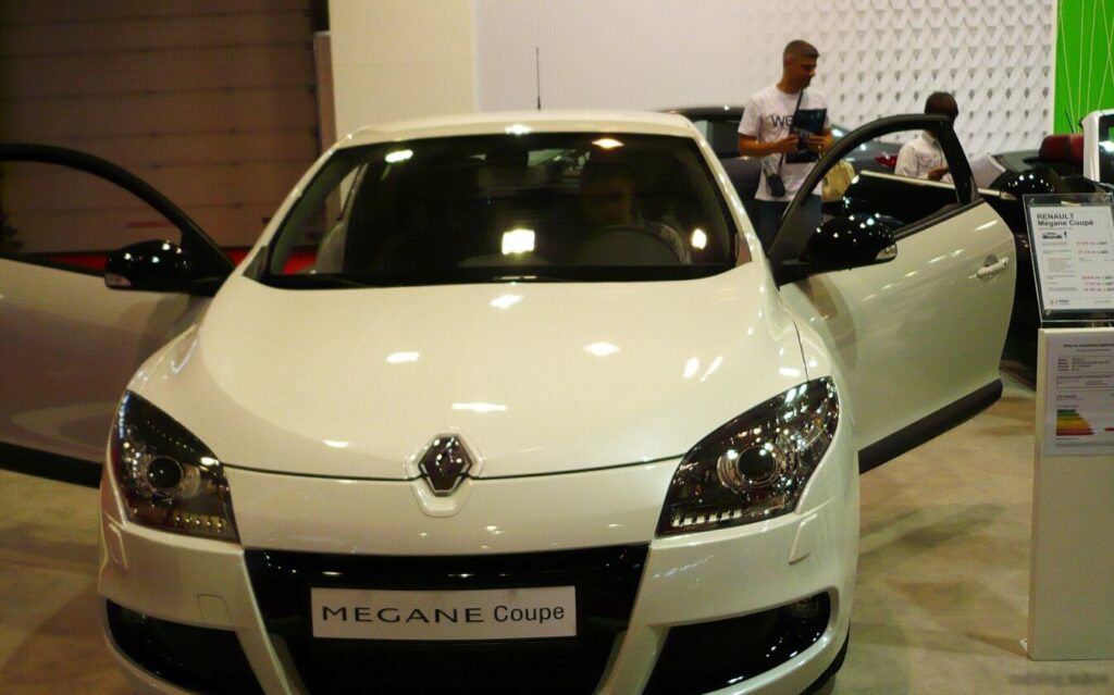 2011-2012 Renault Megane Coupe Monaco GP 1.4 TCe (130 Hp)