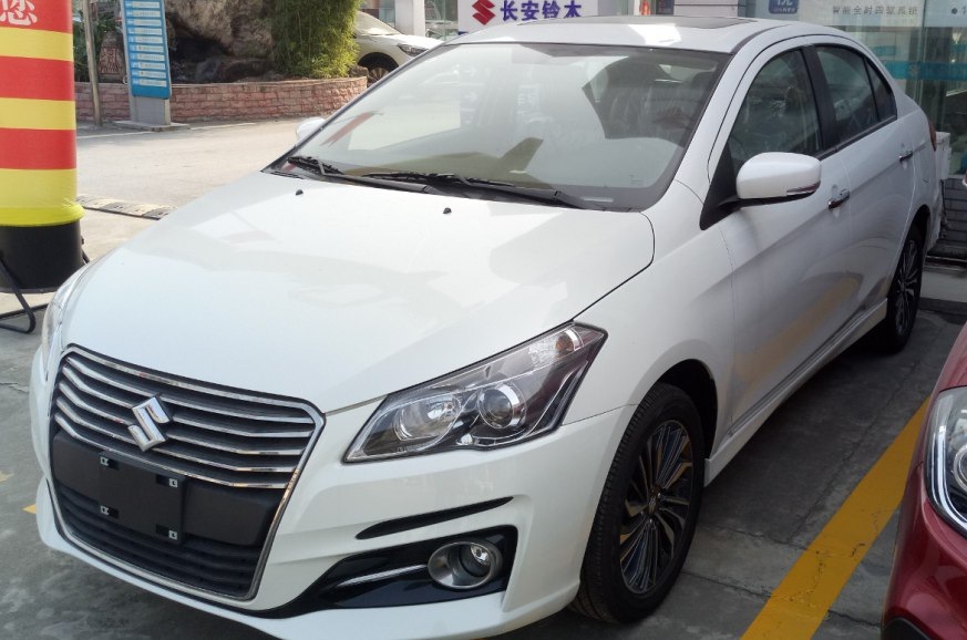 2018 Suzuki Ciaz (facelift ) 1.2d (90 Hp)