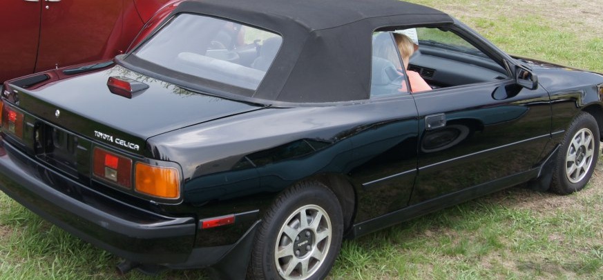 1988-1990 Toyota Celica Cabrio (T16) 2.0 GT (ST162) (140 Hp)