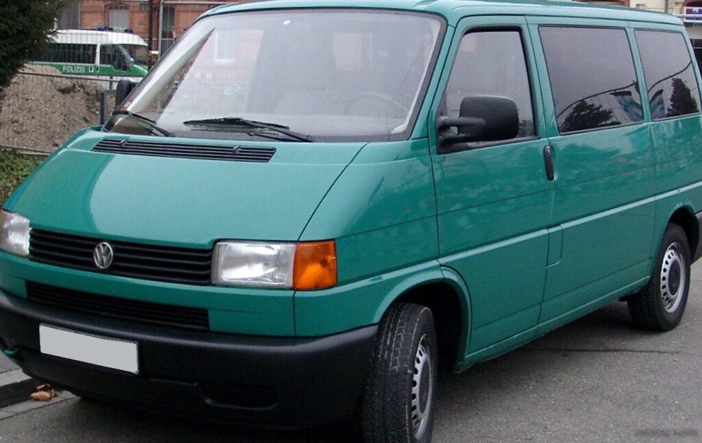 1996-2003 Volkswagen Transporter (T4 facelift ) Kombi 1.9 TD (68 Hp) L1H1