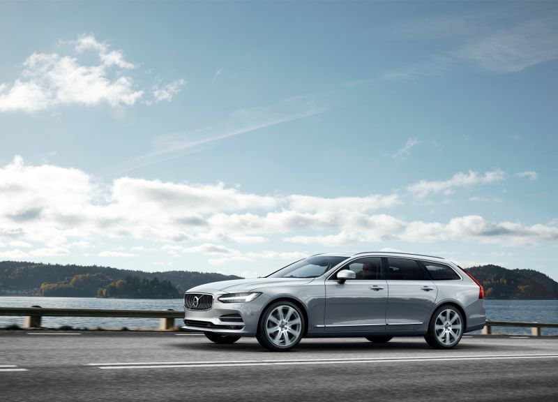 2016-2018 Volvo V90 () 2.0 D3 (150 Hp)