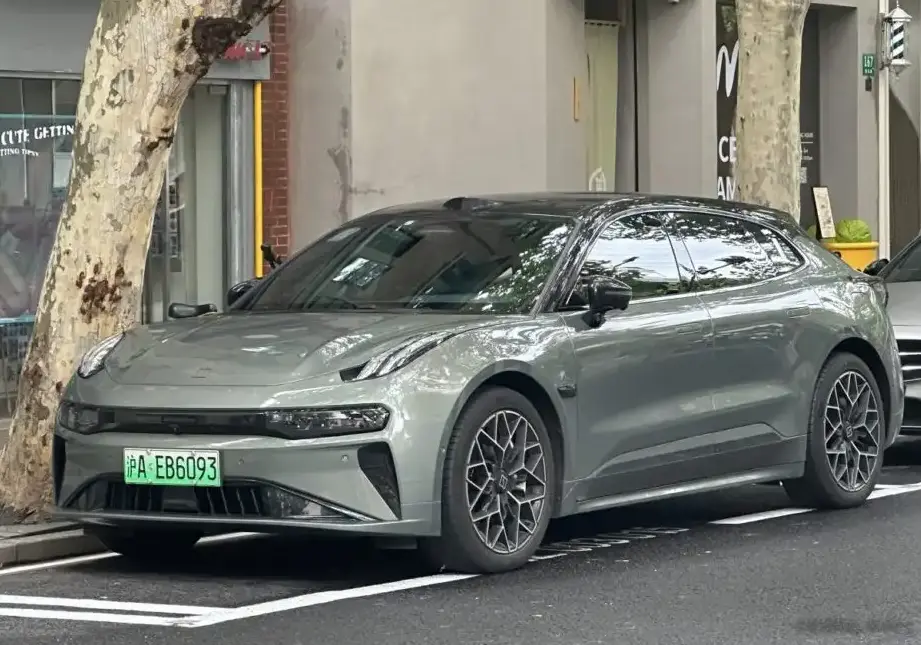 2024 Zeekr 001 (facelift ) 100 kWh (422 Hp) Single Motor Electric